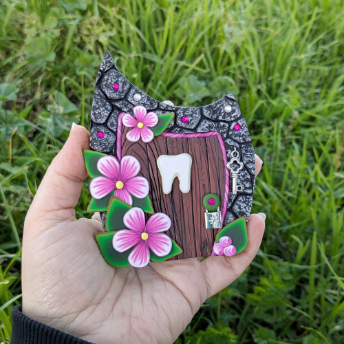 Tooth fairy door with pink flowers